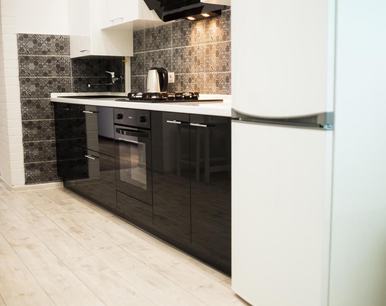 Modern Apartment ลวีฟ ภายนอก รูปภาพ